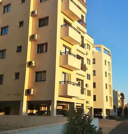 101 Mandritis Court * Larnaka